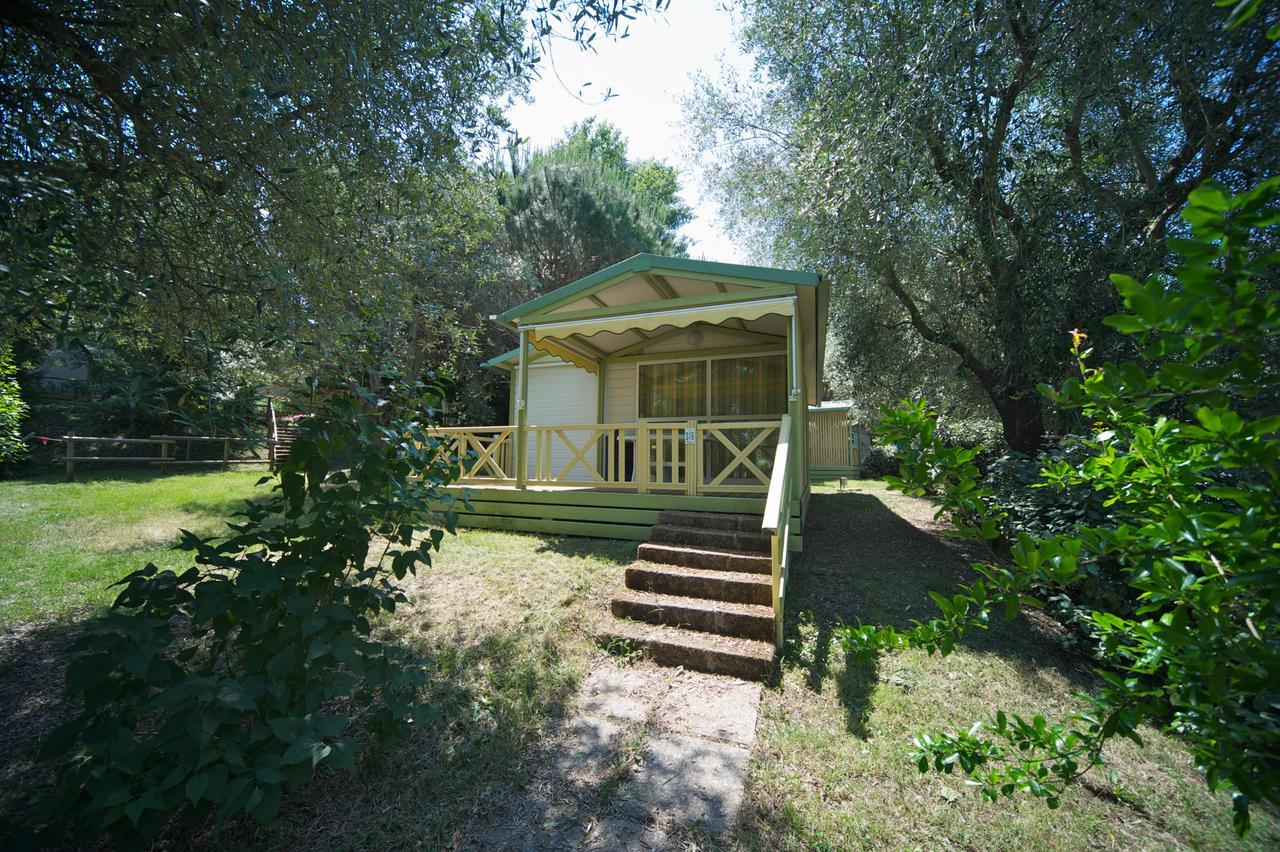Villaggio Turistico Camping Il Fontino Scarlino Ngoại thất bức ảnh